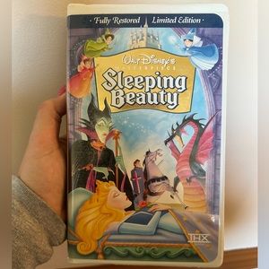Limited Edition Walt Disney's Sleeping Beauty Movie Masterpiece Collection VHS